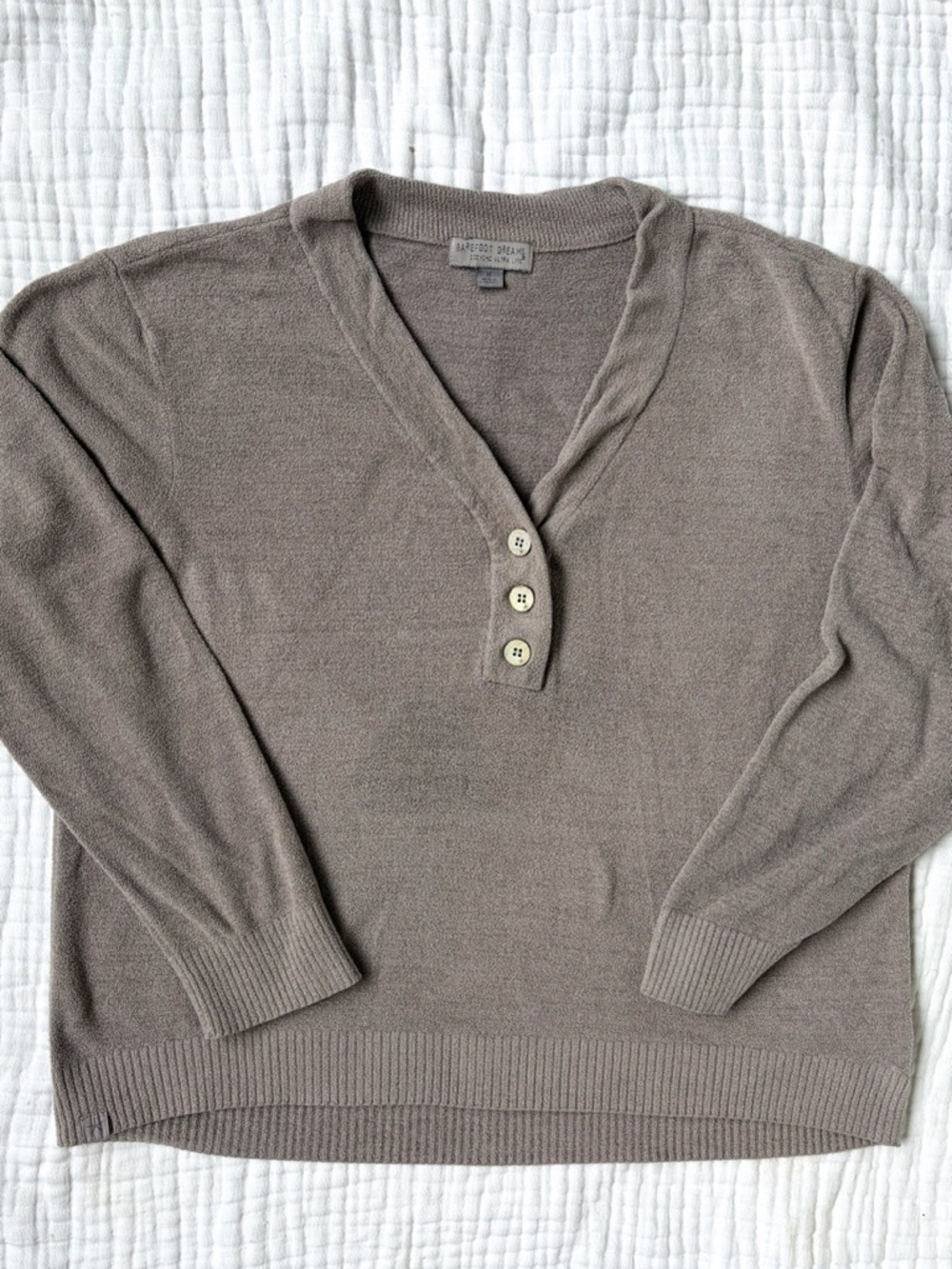 Barefoot Dreams CozyChic Ultra Lite Henley Sweater Taupe M
